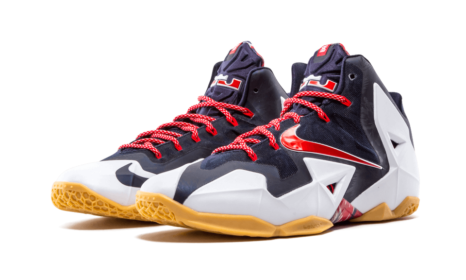 Nike Lebron 11 White/unvrsty Rd-obsdn- Pr Plt